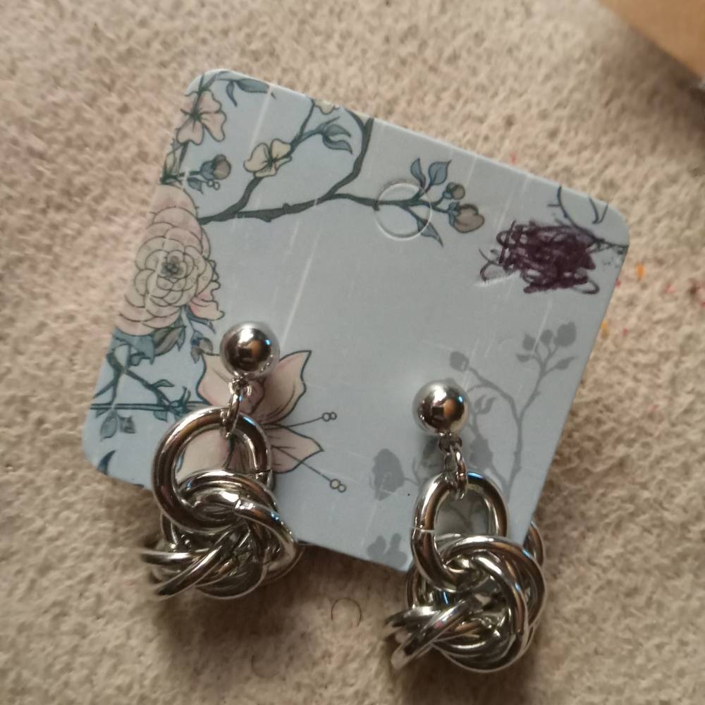 Chic Silver Knot Earrings